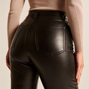 Abercrombie Curve Love Vegan Leather 90s Straight Pants 29